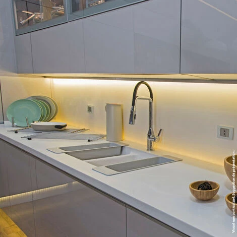 XANLITE - Ruban LED (kit Complet) - 3m - 600 Lumens - Blanc Chaud - LSA-K3 2 XANLITE - Ruban LED (kit Complet) - 3m - 600 Lumens - Blanc Chaud - LSA-K3 – Image 2