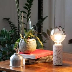 XANLITE - Ampoule LED G95 Silver, Culot E27, 8W Cons. (60W Eq.), 350 Lumens, Lumière Blanc Chaud - RFDE850B95TS -XANLITE Soldes 18355817 3