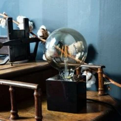 XANLITE - Ampoule LED Globe (G125) / Vintage Au Verre Fumé, Culot E27, 4W Cons. (23W Eq.), 230 Lumens, Lumière Blanc Chaud - RFDE400B125F 8 XANLITE - Ampoule LED Globe (G125) / Vintage Au Verre Fumé, Culot E27, 4W Cons. (23W Eq.), 230 Lumens, Lumière Blanc Chaud - RFDE400B125F -XANLITE Soldes 47378636 4