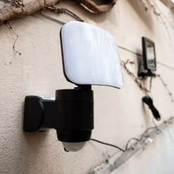 XANLITE - Projecteur Mural LED, 200 Lumens, Avec Détecteur De Mouvement Et Panneau Solaire Déporté - PR200D -XANLITE Soldes 47378813 3